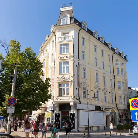 Boutique Splendid Warna